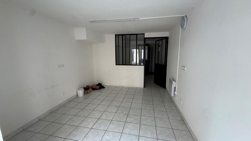 Local commercial - 25 m² - 2 pièces