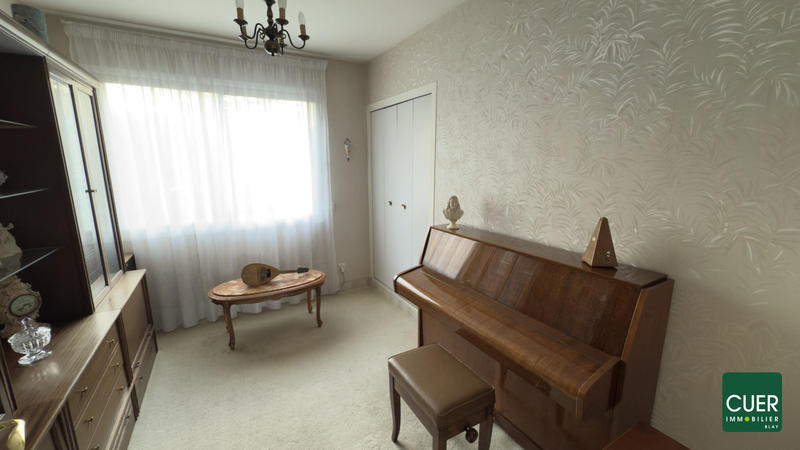 Maison - 245 m² - 9 pièces