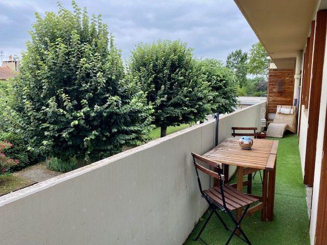 Appartement - 83 m² - 3 pièces