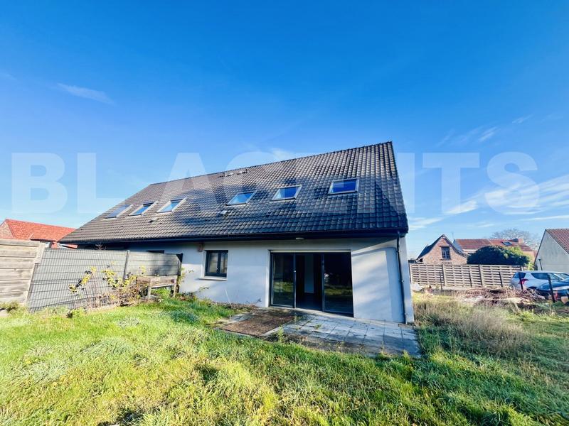 Maison - 100 m² - 5 pièces