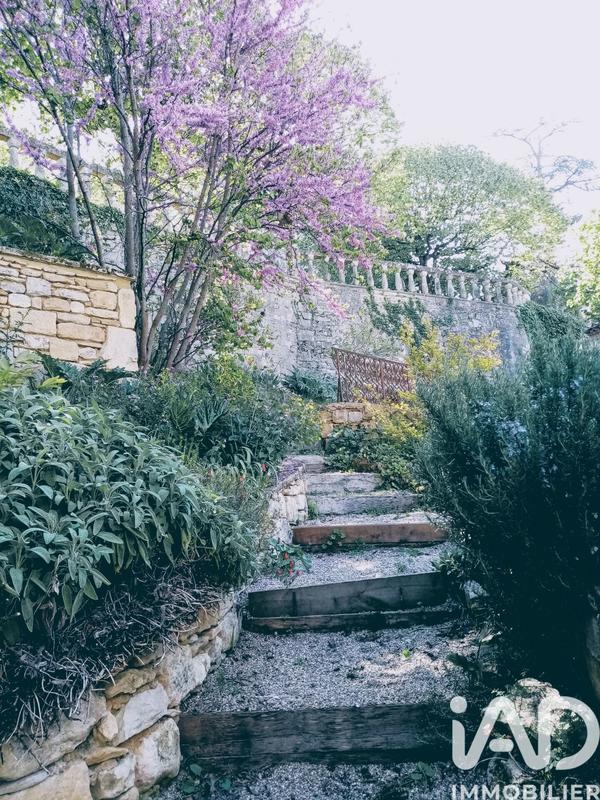 Maison - 322 m² - 9 pièces