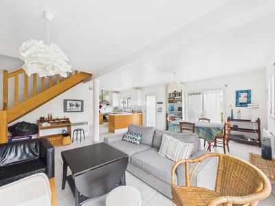 Maison contemporaine - 113 m² - 5 pièces