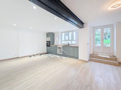 Maison - 150 m² - 5 pièces