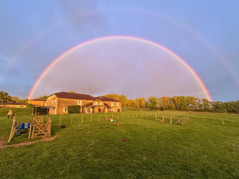 Propriété - 1 269 m² - 45 pièces