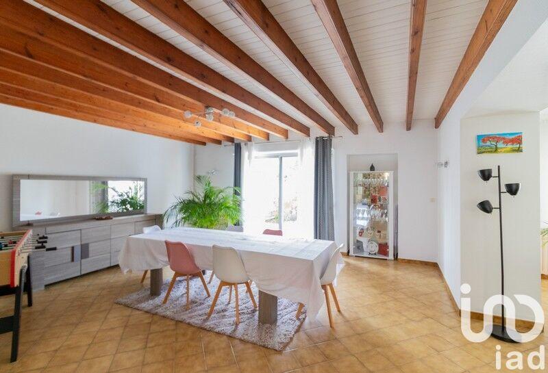 Maison - 194 m² - 8 pièces