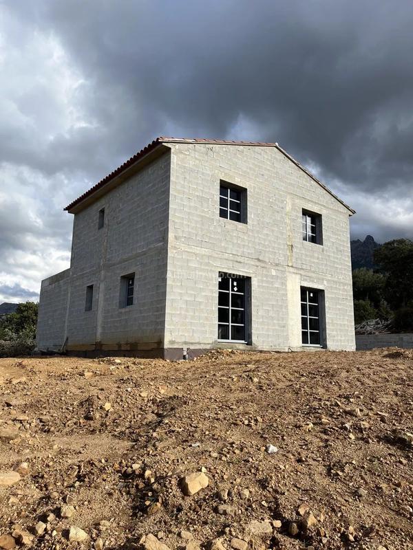 Maison - 127 m² - 6 pièces