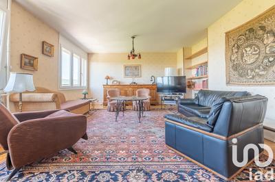 Appartement - 200 m² - 7 pièces