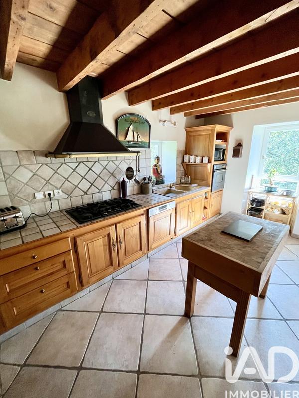 Maison - 168 m² - 6 pièces