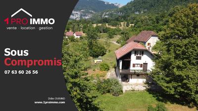 Maison - 110 m² - 4 pièces