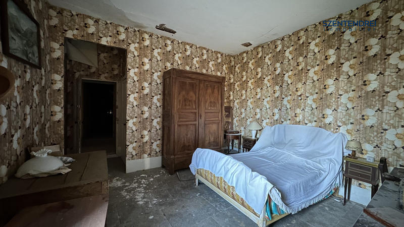 Maison - 195 m² - 11 pièces