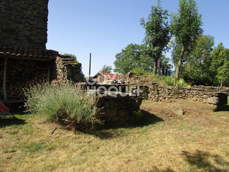 Maison - 104 m² - 6 pièces