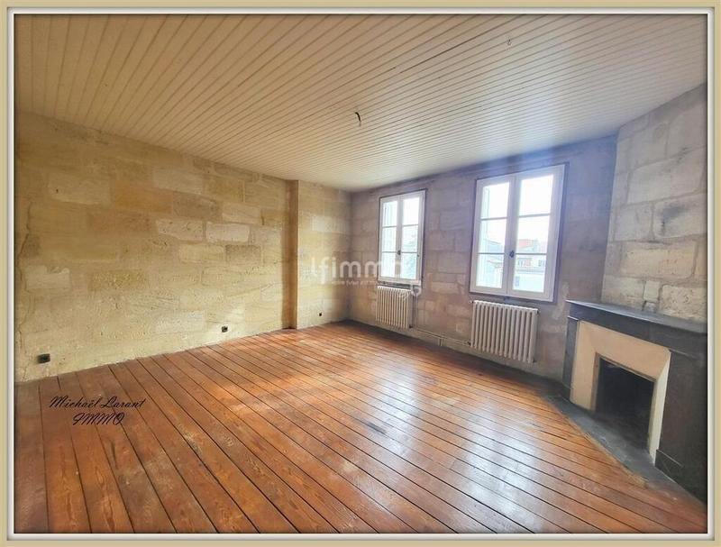 Maison en pierre - 146 m² - 6 pièces