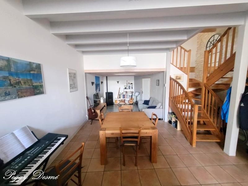 Maison en pierre - 101 m² - 5 pièces