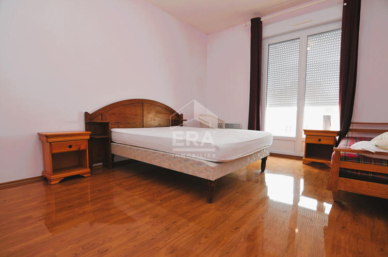 Maison - 179 m² - 6 pièces