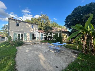 Maison - 155 m² - 6 pièces