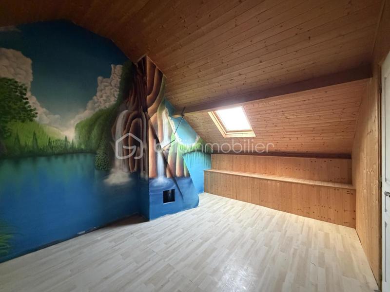 Maison - 205 m² - 7 pièces