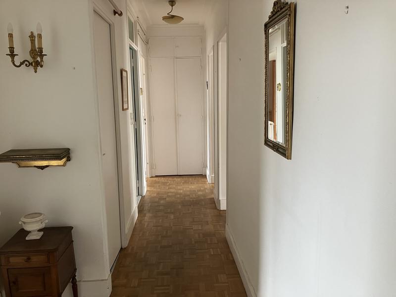 Appartement - 93 m² - 4 pièces