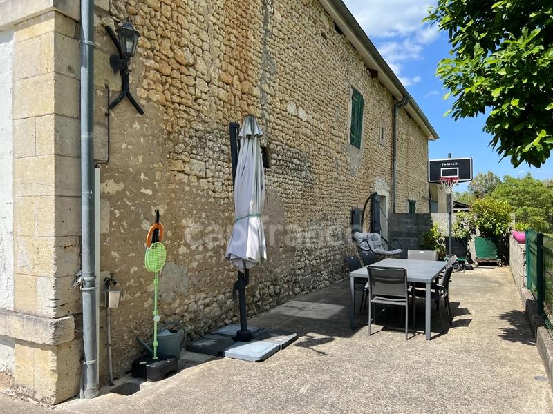 Maison - 137 m² - 4 pièces