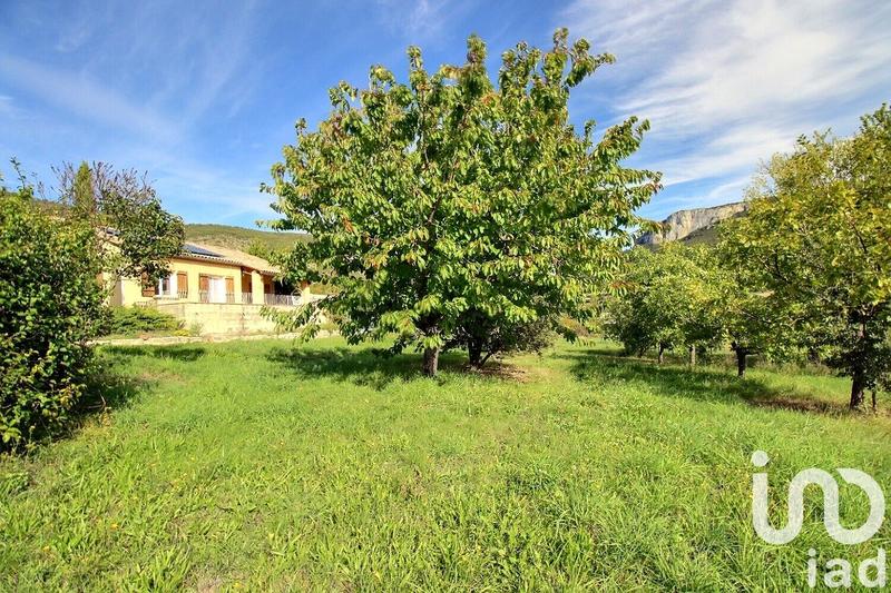 Maison - 104 m² - 4 pièces