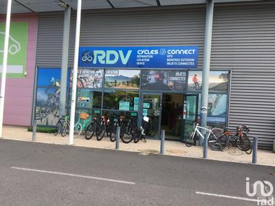 Local commercial - 81 m²