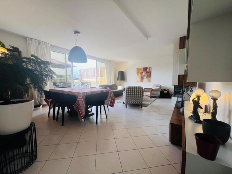 Appartement - 122 m² - 5 pièces