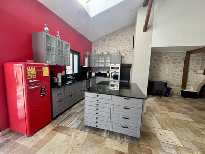 Maison - 190 m² - 6 pièces