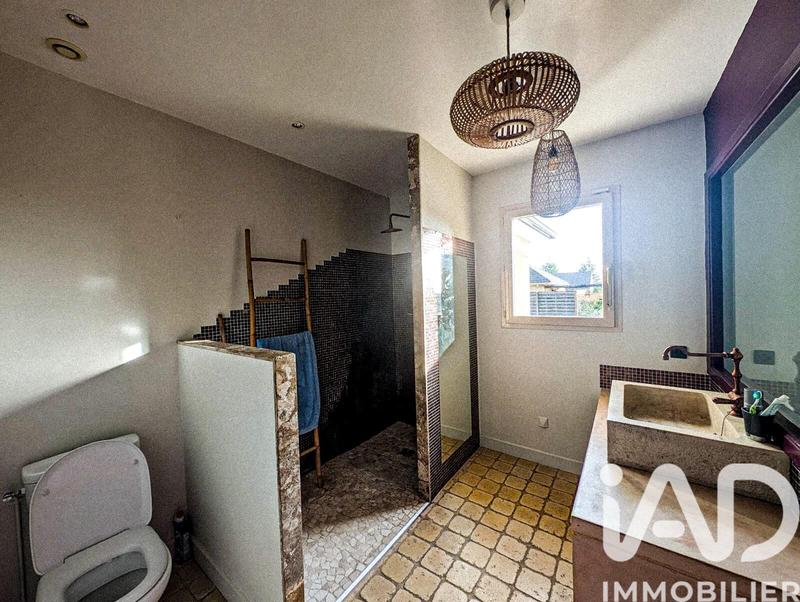 Maison - 170 m² - 5 pièces