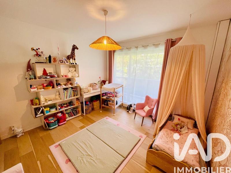 Appartement - 101 m² - 5 pièces