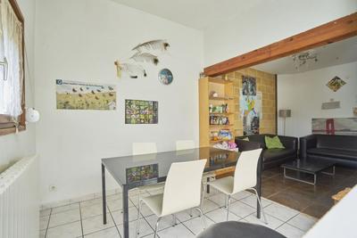 Maison - 99 m² - 5 pièces