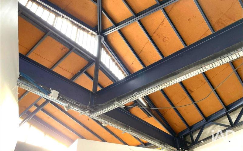 Local commercial - 139 m²