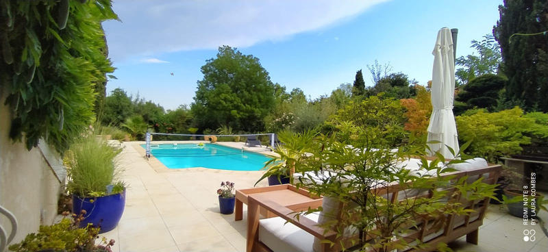 Villa - 220 m² - 6 pièces