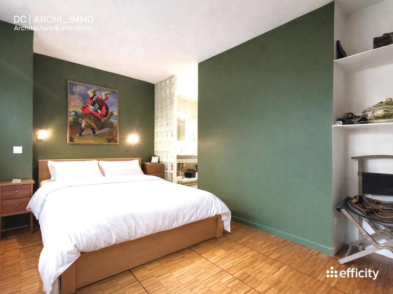 Appartement - 90 m² - 5 pièces