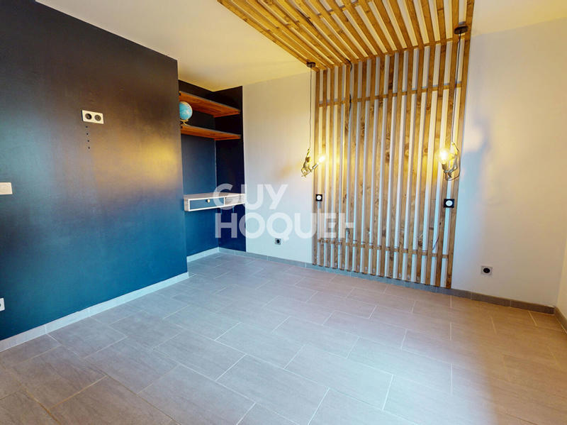 Maison - 95 m² - 5 pièces