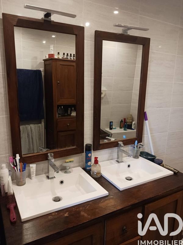 Maison - 226 m² - 8 pièces