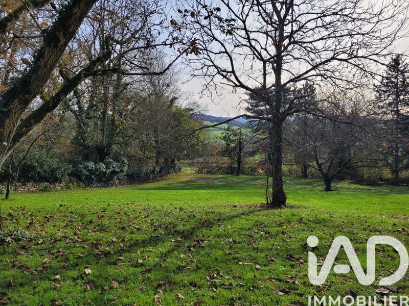 Maison de village - 144 m² - 10 pièces