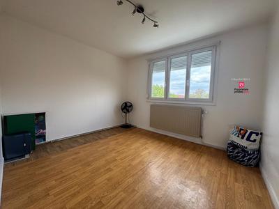 Maison - 98 m² - 4 pièces