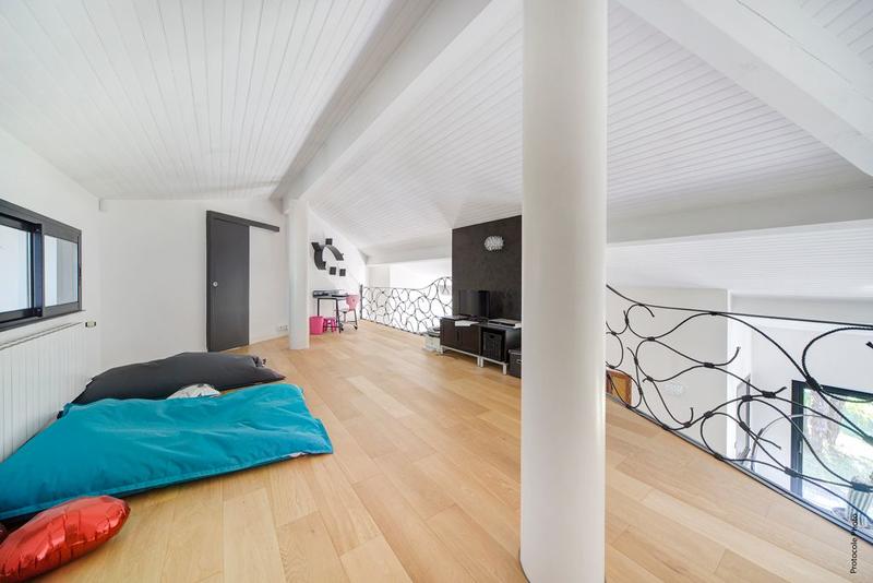 Maison d'architecte - 235 m² - 5 pièces