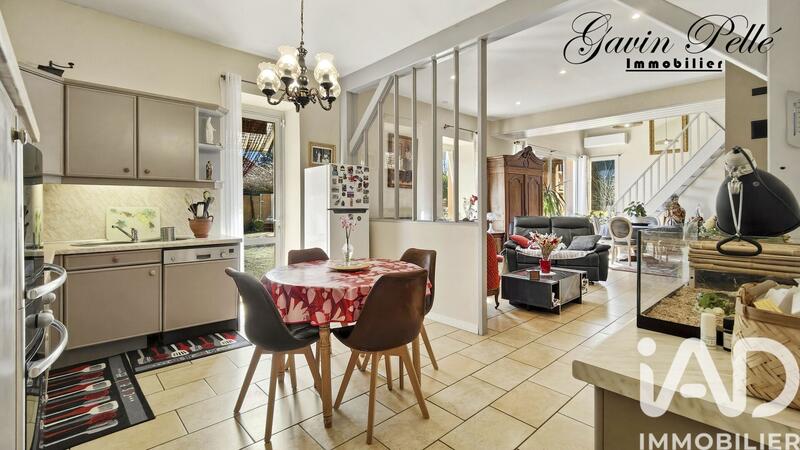 Maison - 158 m² - 7 pièces