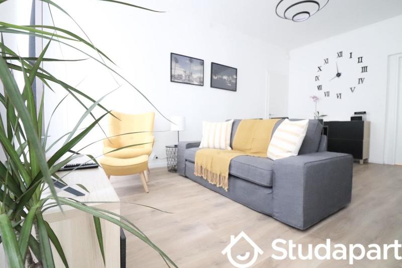 Chambre - 10 m² - 1 pièce