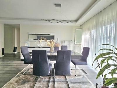 Appartement - 84 m² - 3 pièces