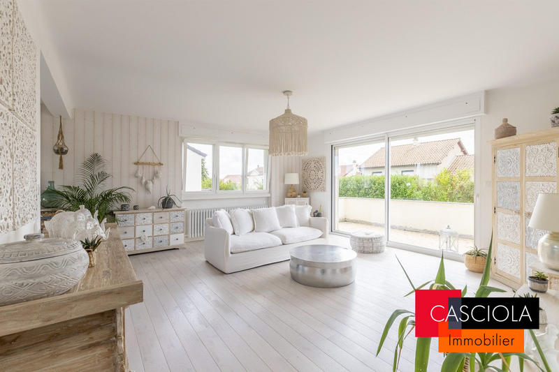 Maison - 133 m² - 6 pièces