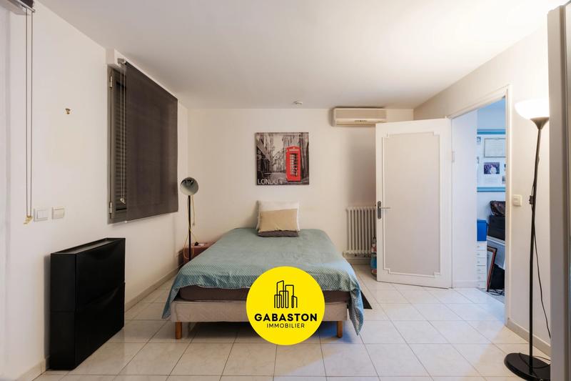 Maison - 255 m² - 6 pièces