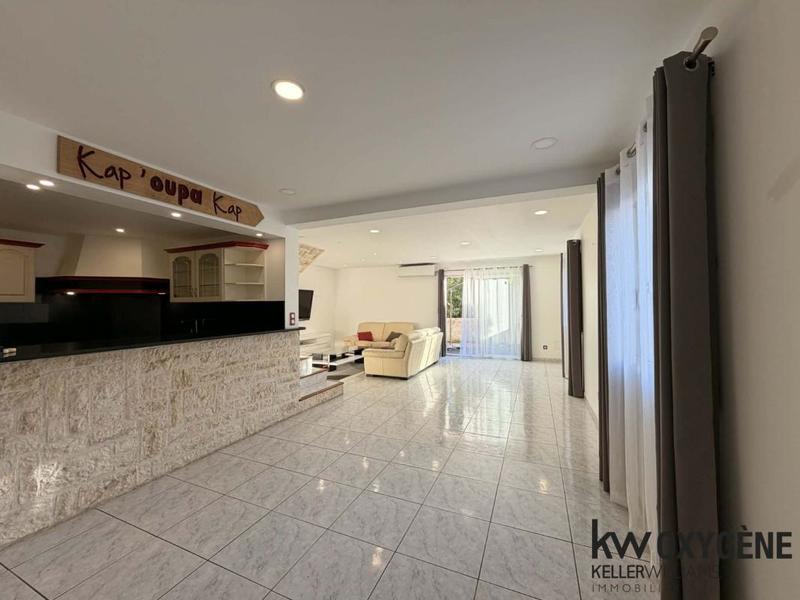 Maison - 77 m² - 3 pièces