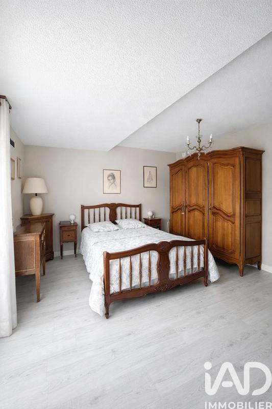 Appartement - 86 m² - 4 pièces