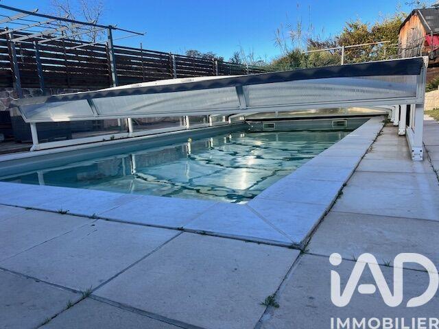 Maison - 167 m² - 7 pièces