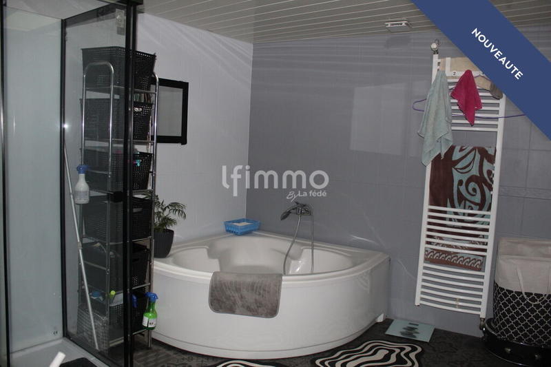 Maison en pierre - 129 m² - 7 pièces