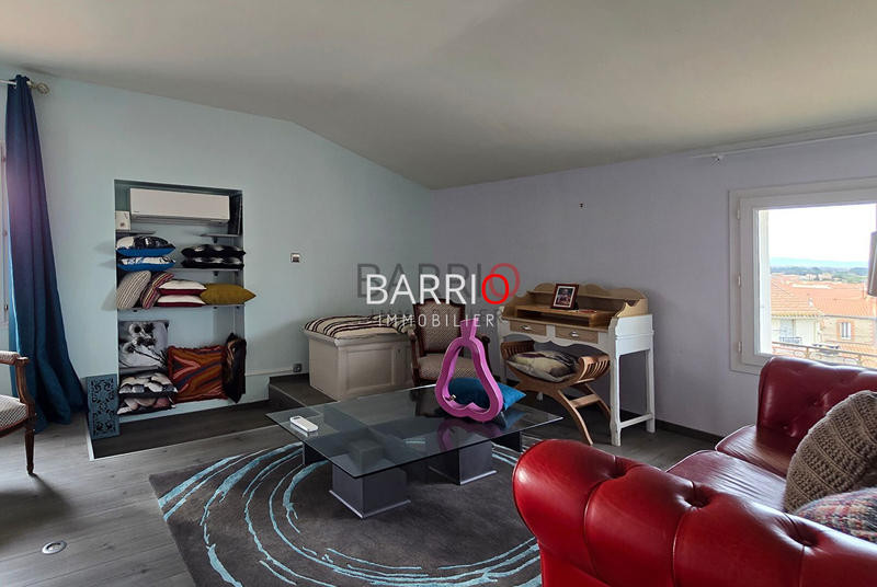 Villa - 265 m² - 6 pièces