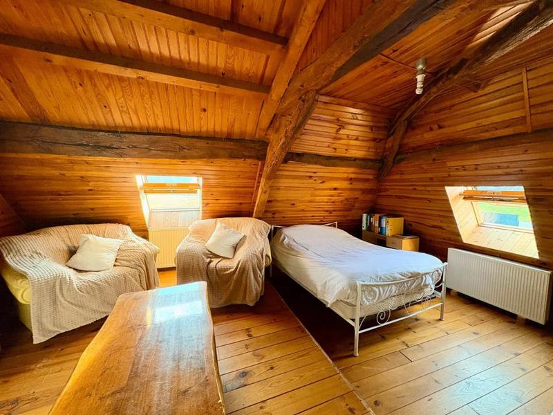 Maison - 260 m² - 8 pièces