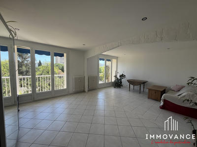 Appartement - 75 m² - 3 pièces