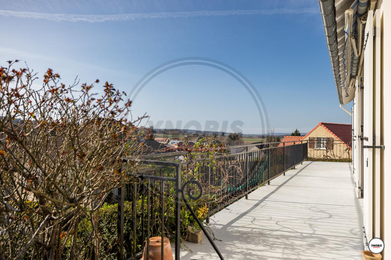 Maison - 120 m² - 6 pièces